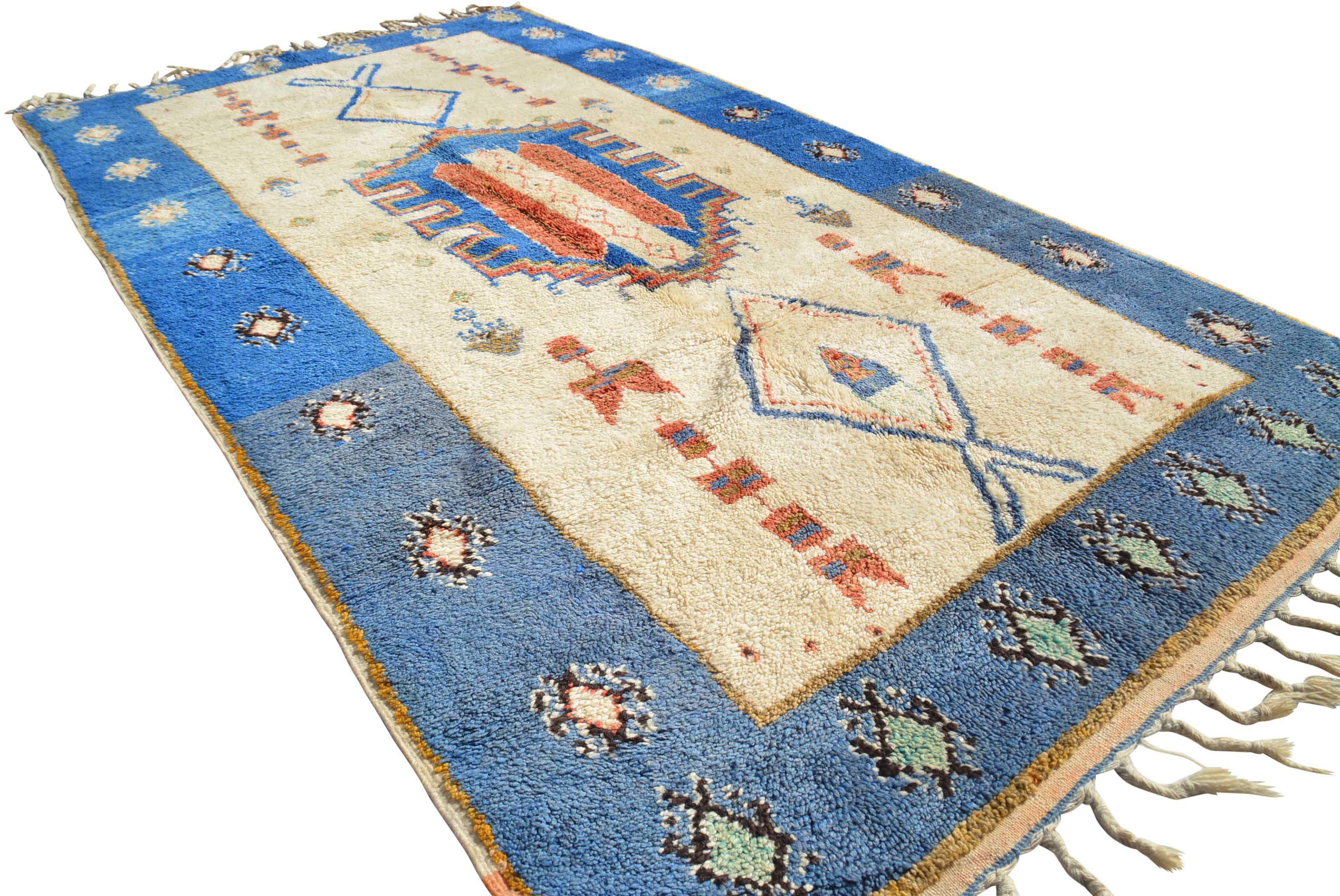 Back Home (4'9" x 9') – Vintage Geometric Berber Area Rug - Image 5