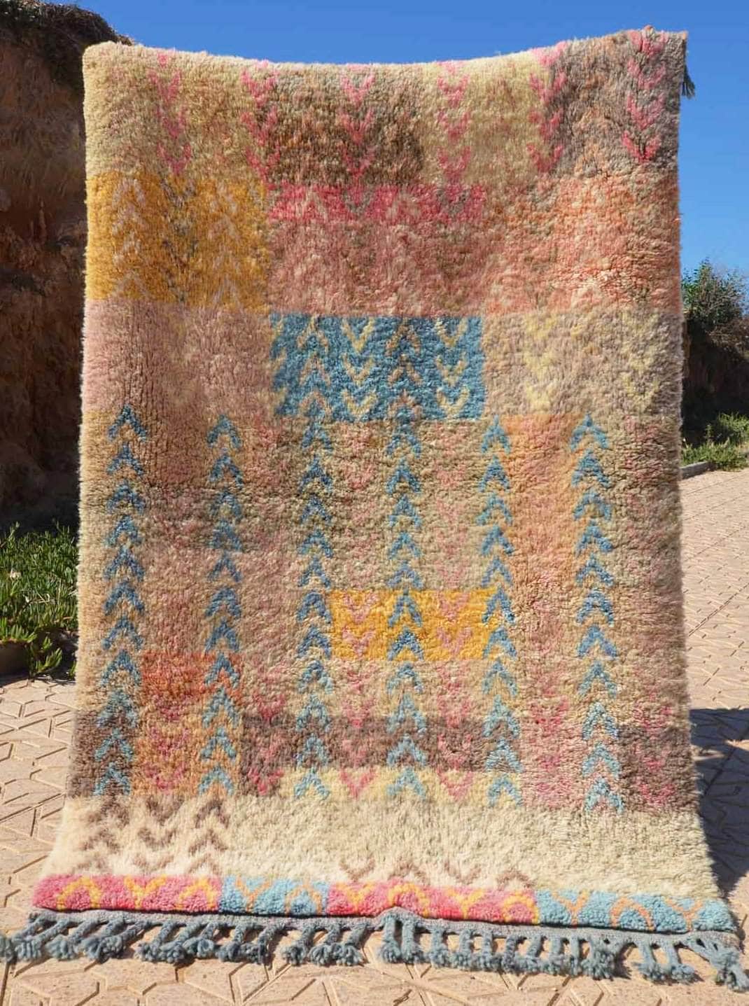 Electric Feel (4'1" x 6'1") - Modern Abstract Azilal Rug - Image 5