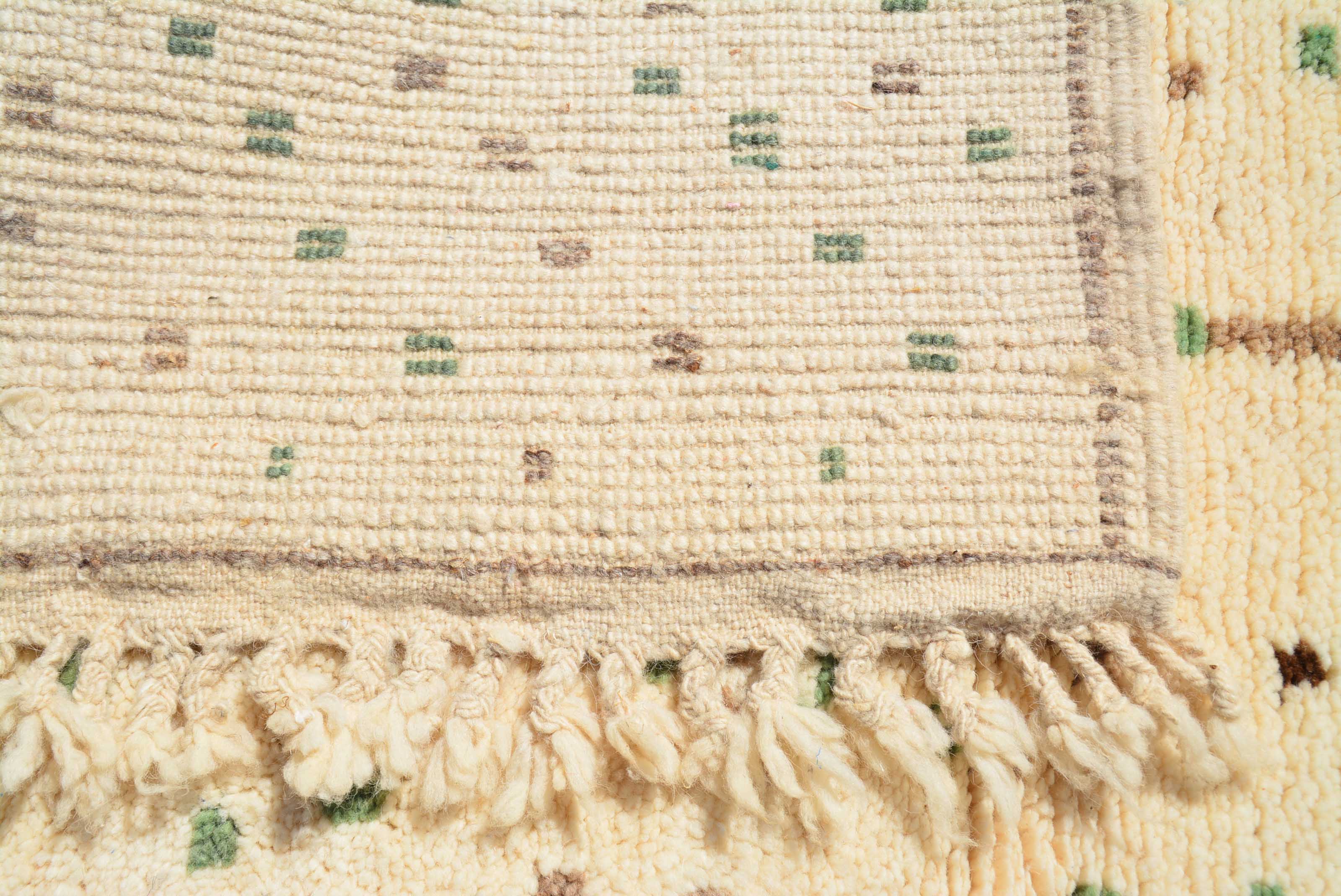 Fahema (4'4" x 5'2") - Classic Ivory Trellis Beni Ourain Rug - Image 4