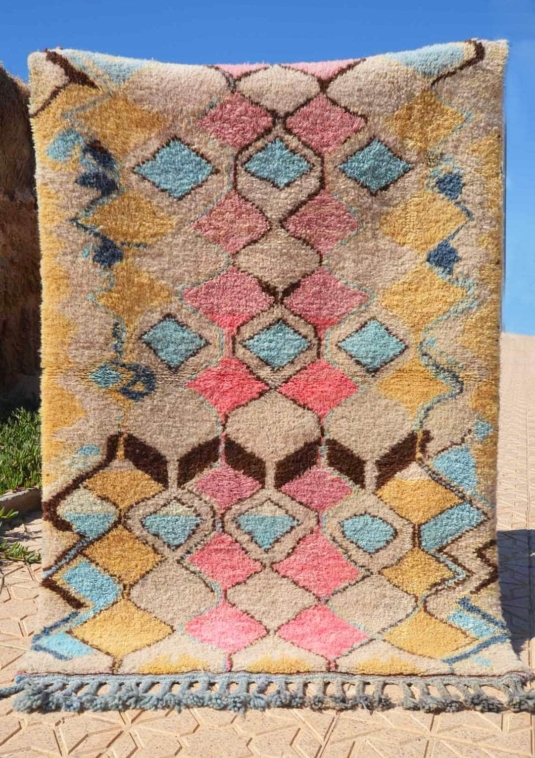 Hot to Trot (4'2" x 5'8") - Vibrant Modern Abstract Azilal Rug - Image 5