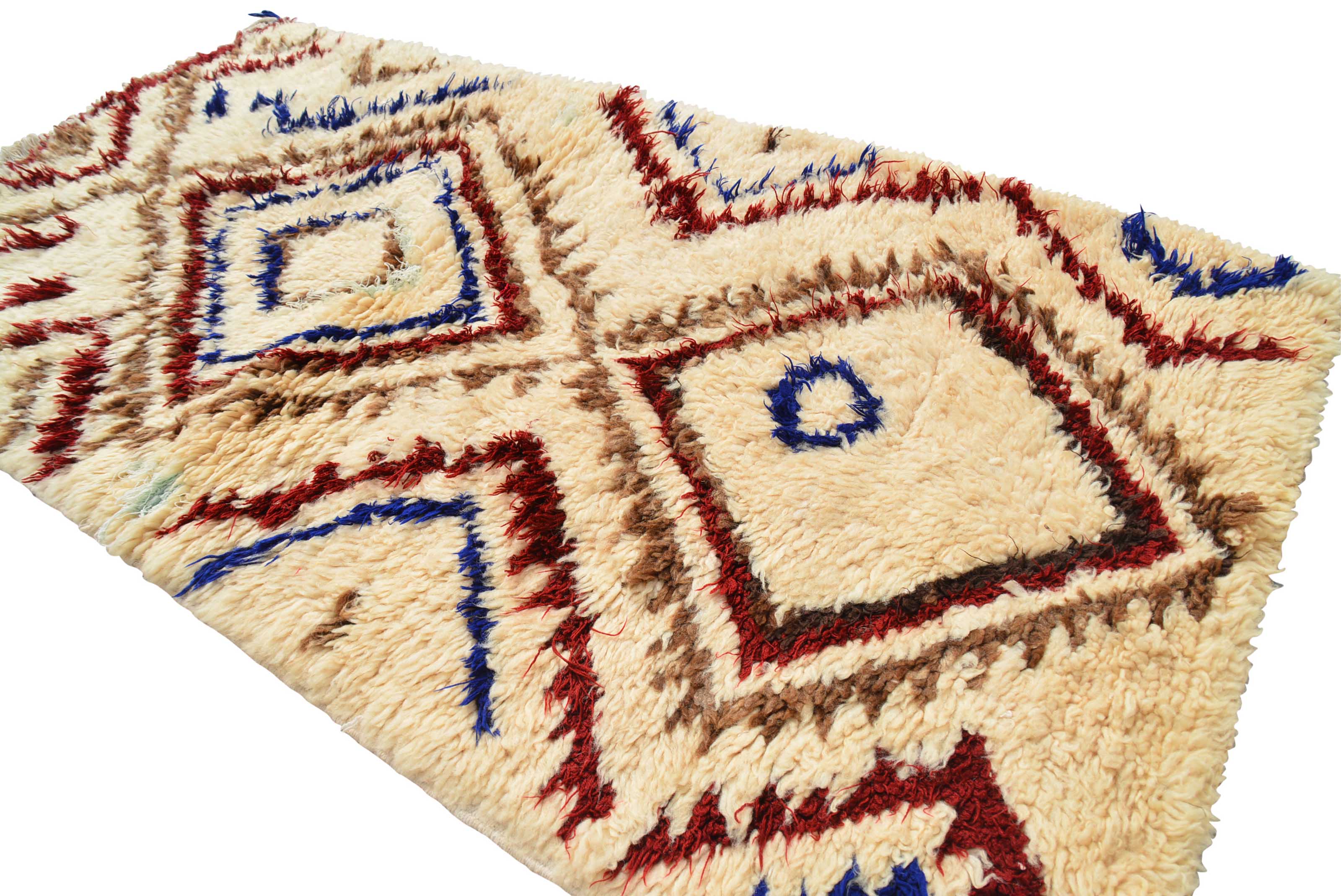 Stronger (2'8" x 5'2") – Vintage Bold Nested Diamond Azilal Moroccan Accent Rug - Image 3