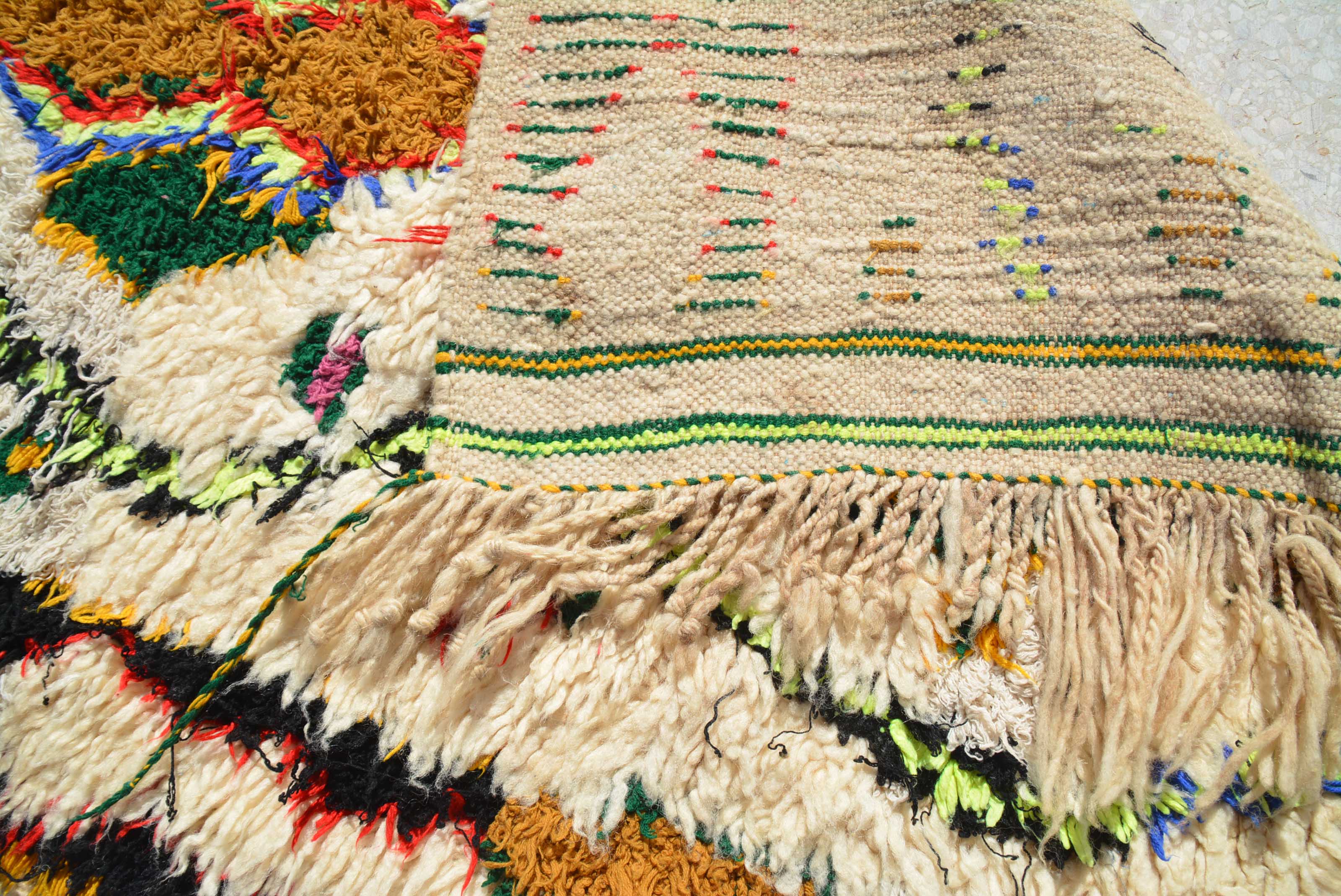 Stolen Heart - 3' x 8'4" - 0.91m x 2.54m - Image 4