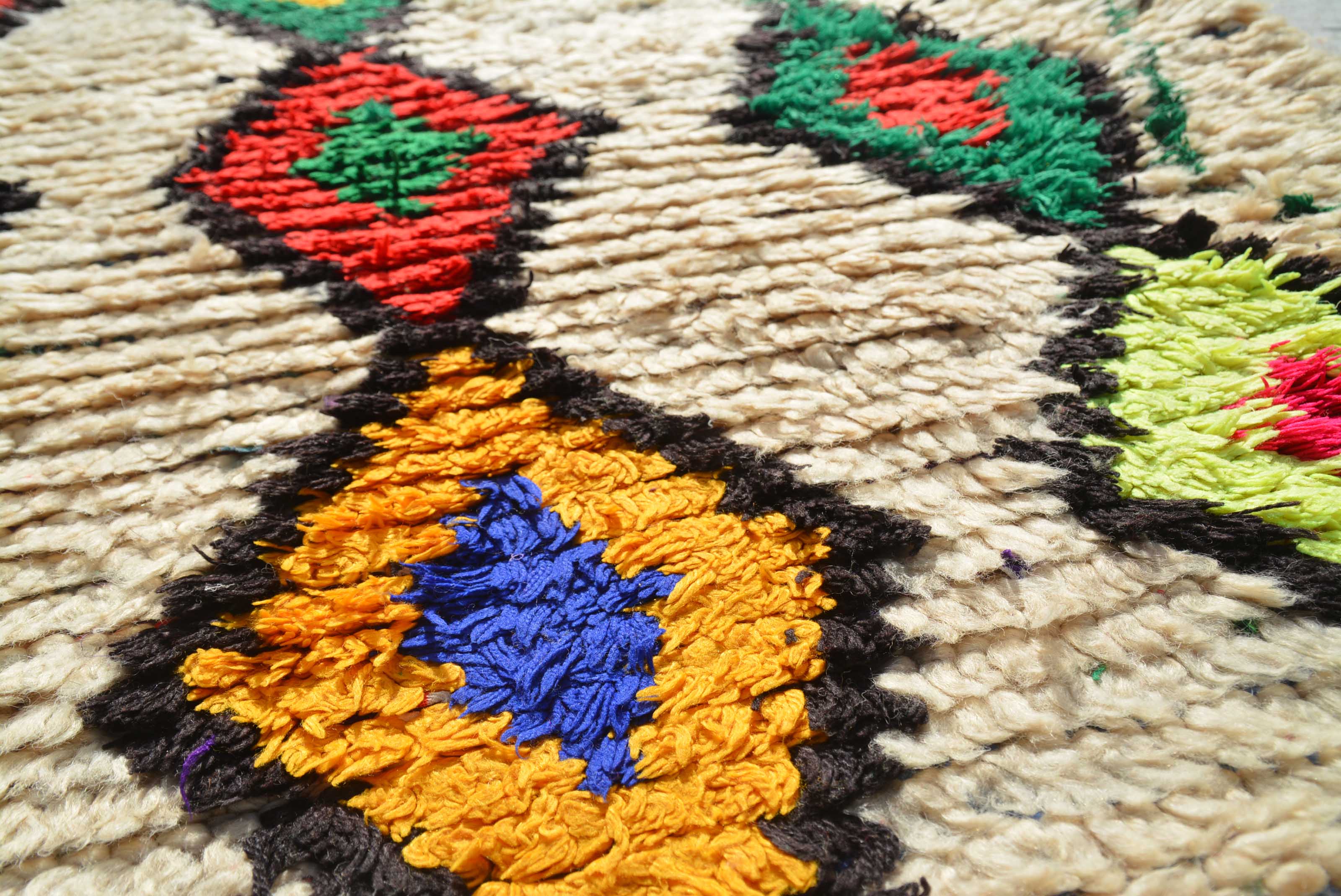 Kick Ball - 2'10 x 5'6 - 0.86m x 1.68m - Image 3